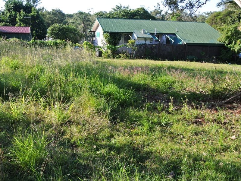 5 Vine, Macleay Island QLD 4184