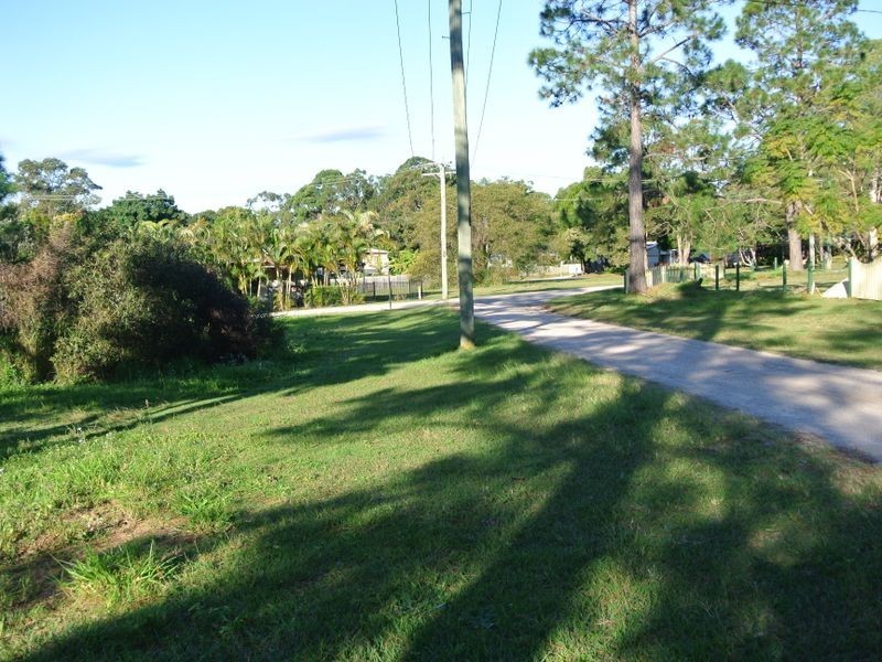 5 Vine, Macleay Island QLD 4184