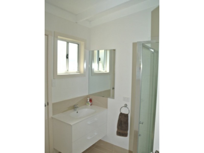 7 Cluan Street, Macleay Island QLD 4184