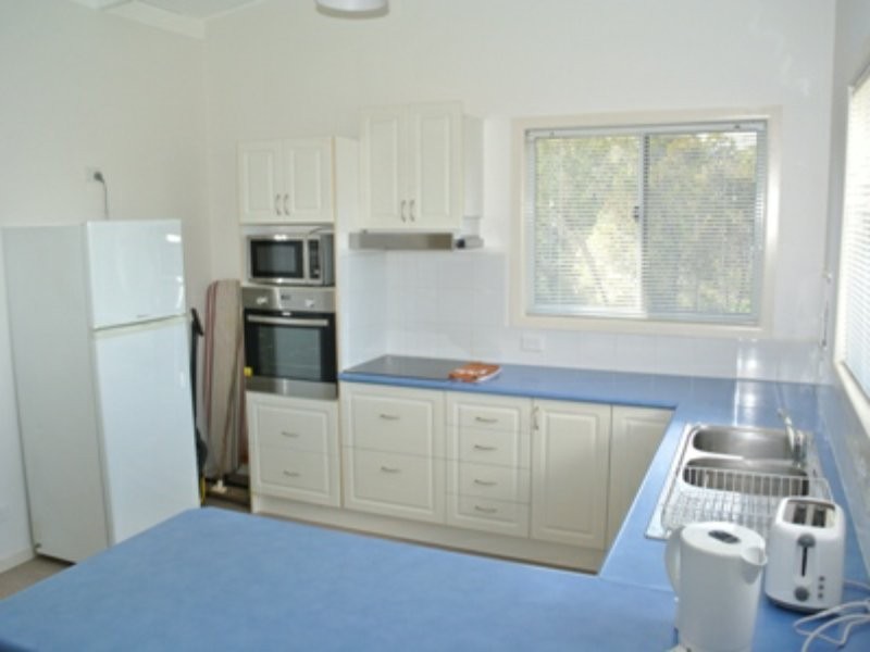 7 Cluan Street, Macleay Island QLD 4184