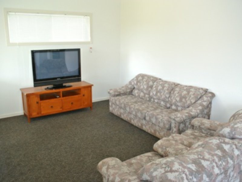 7 Cluan Street, Macleay Island QLD 4184