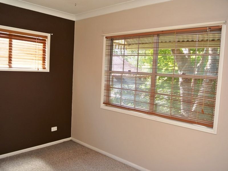 28 Vine, Macleay Island QLD 4184