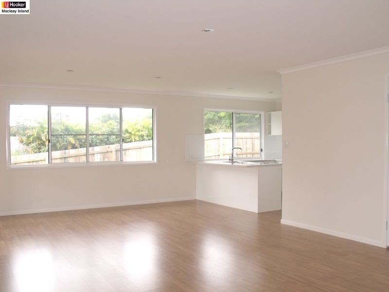 13 Laurel St, Russell Island QLD 4184