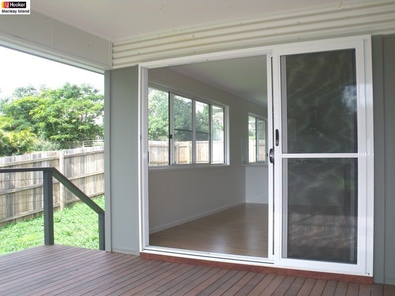 13 Laurel St, Russell Island QLD 4184