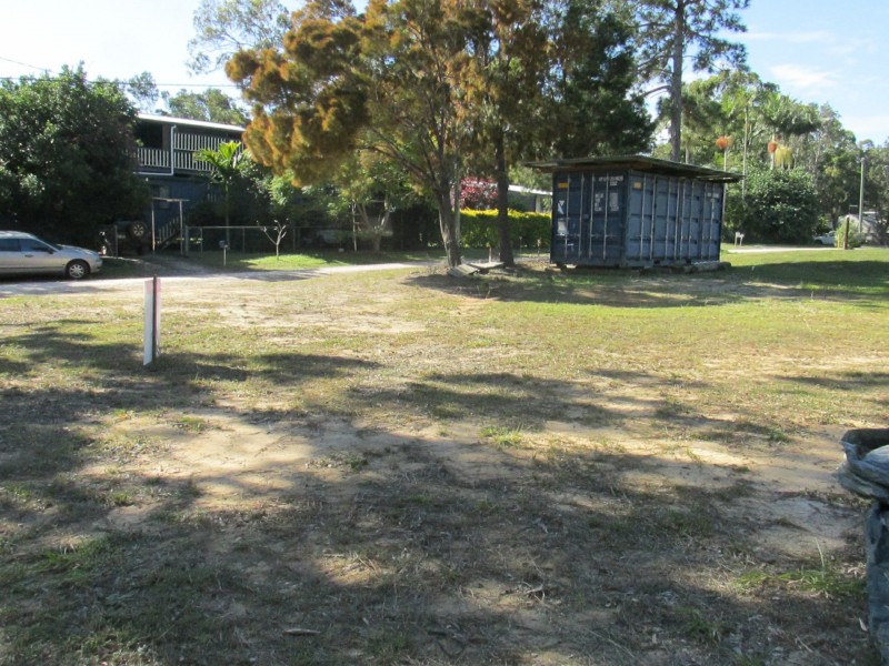 8 Sentosa Terrace, Macleay Island QLD 4184