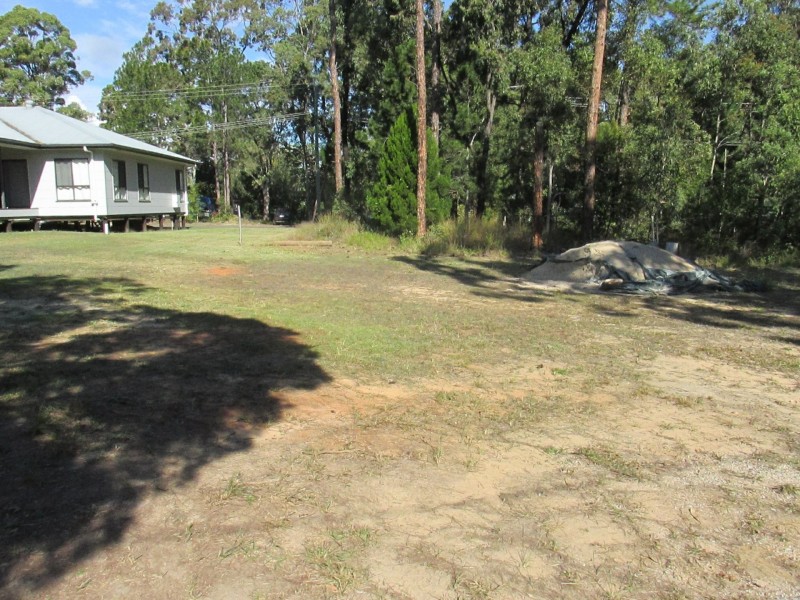 8 Sentosa Terrace, Macleay Island QLD 4184