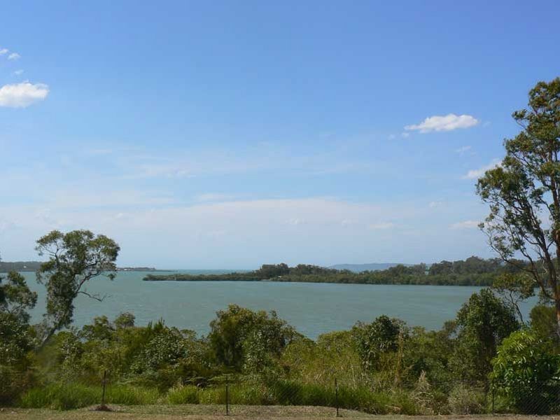 40 Timothy St, Macleay Island QLD 4184