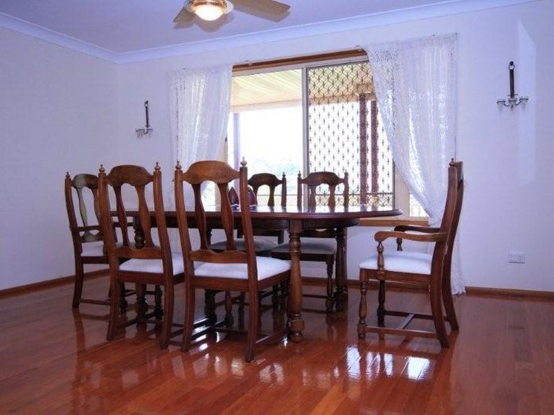 40 Timothy St, Macleay Island QLD 4184