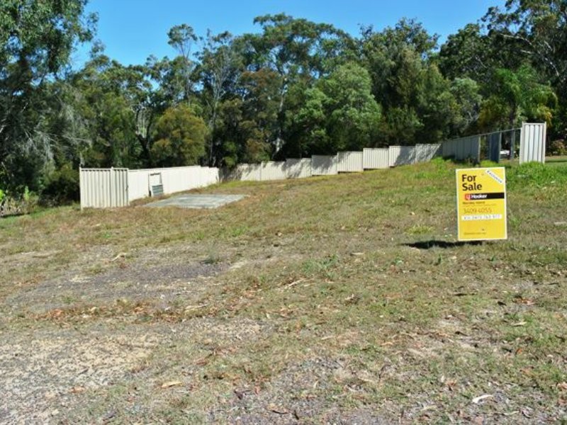 12 Glen Street, Macleay Island QLD 4184