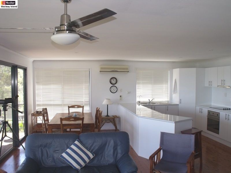 74 Deenya Pde, Russell Island QLD 4184
