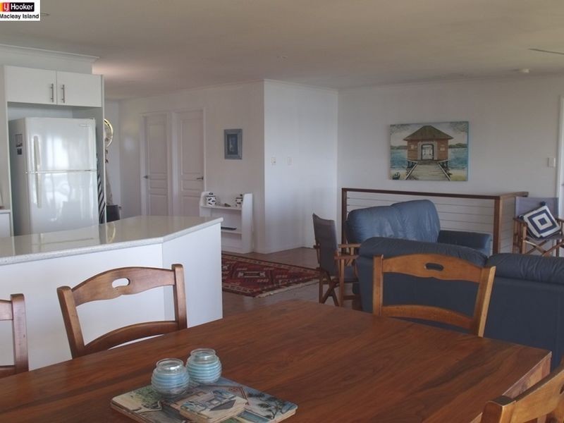 74 Deenya Pde, Russell Island QLD 4184