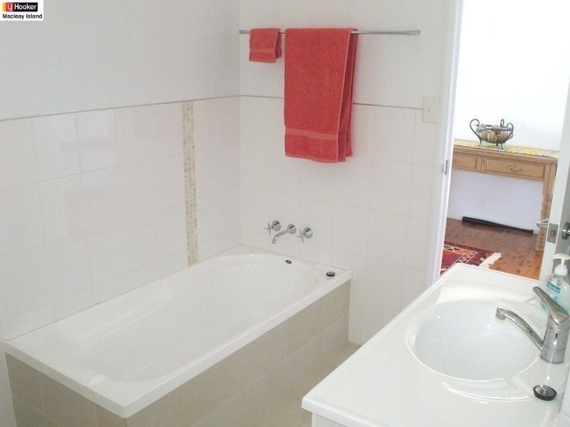 74 Deenya Pde, Russell Island QLD 4184