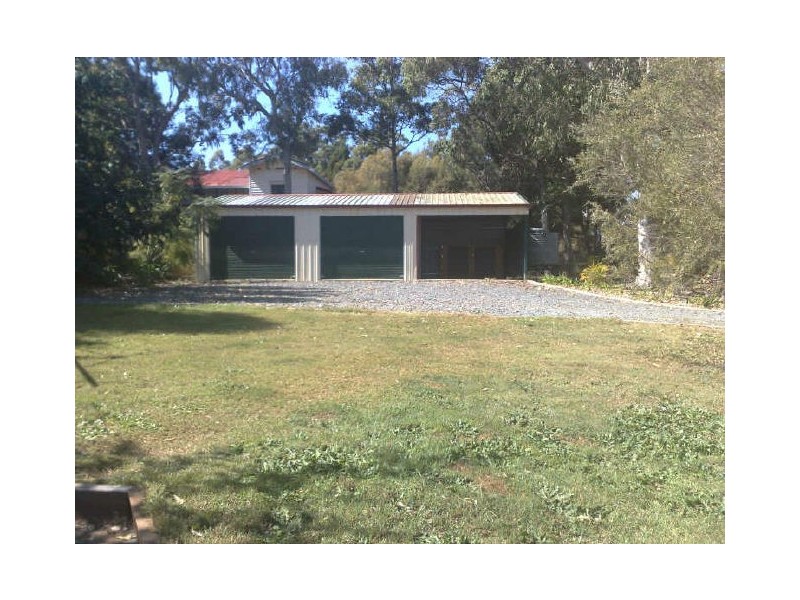 19-21 Scarborough Tce, Macleay Island QLD 4184