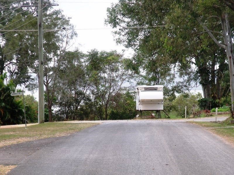 182 Lucas Dr, Lamb Island QLD 4184