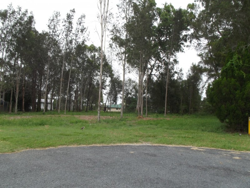 6 Aura Court, Macleay Island QLD 4184