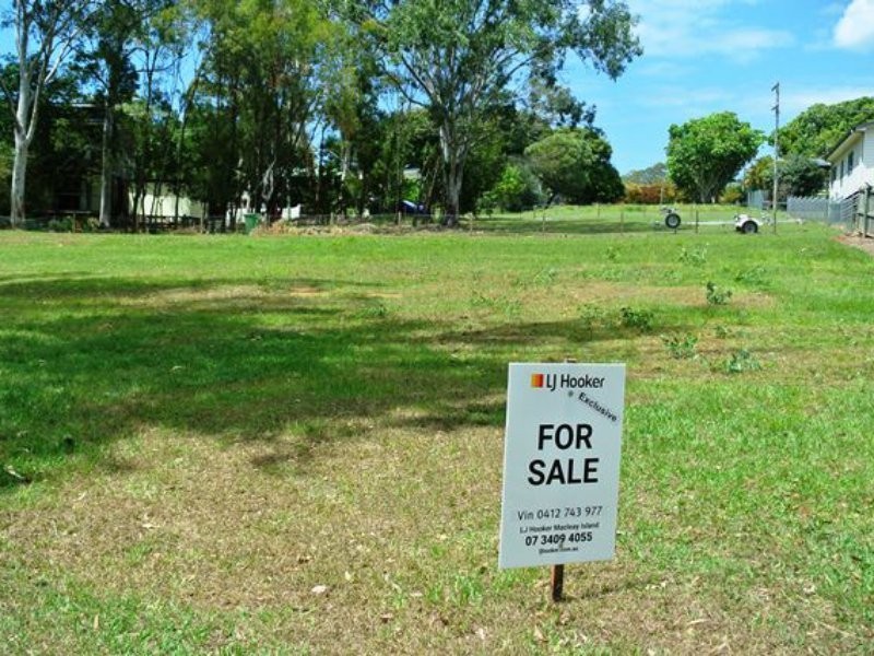14 Gordon Road, Macleay Island QLD 4184