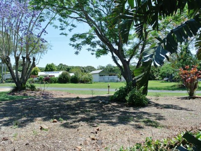 18-20 Mel Street, Macleay Island QLD 4184
