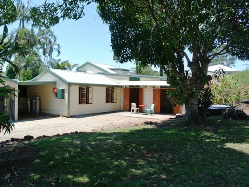 18-20 Mel Street, Macleay Island QLD 4184