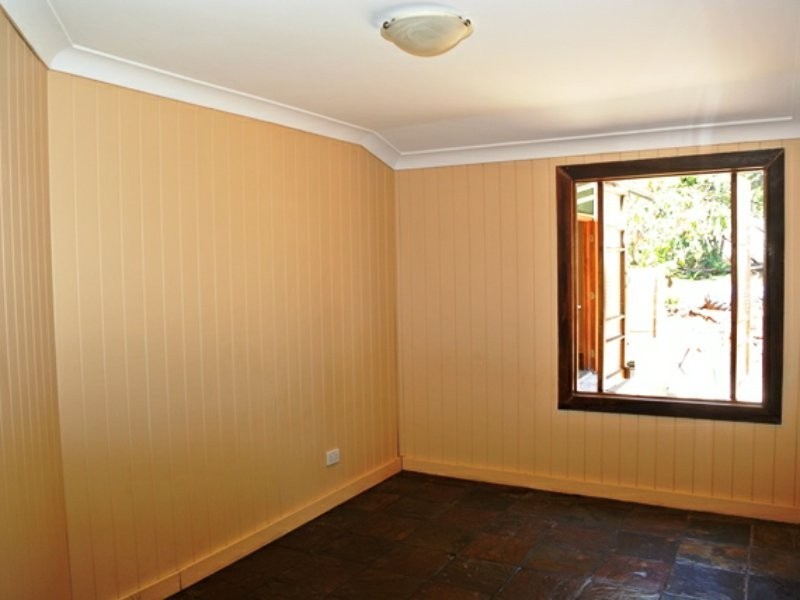 18-20 Mel Street, Macleay Island QLD 4184