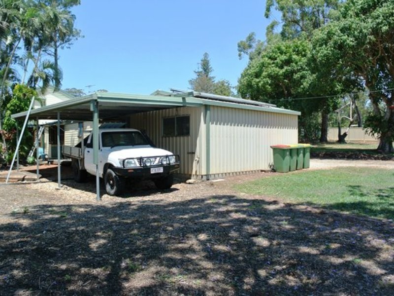 18-20 Mel Street, Macleay Island QLD 4184