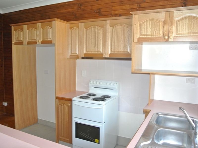 30 Kevin Street, Macleay Island QLD 4184