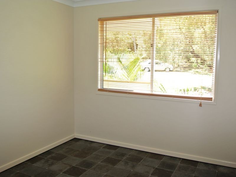 18 Hastings Terrace, Macleay Island QLD 4184