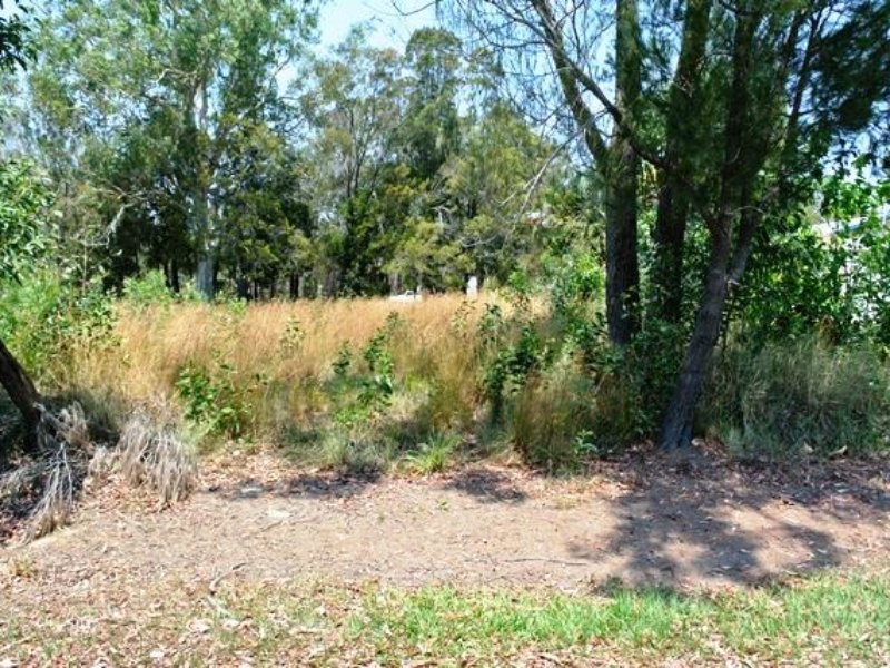 4-6 Heath Street, Macleay Island QLD 4184