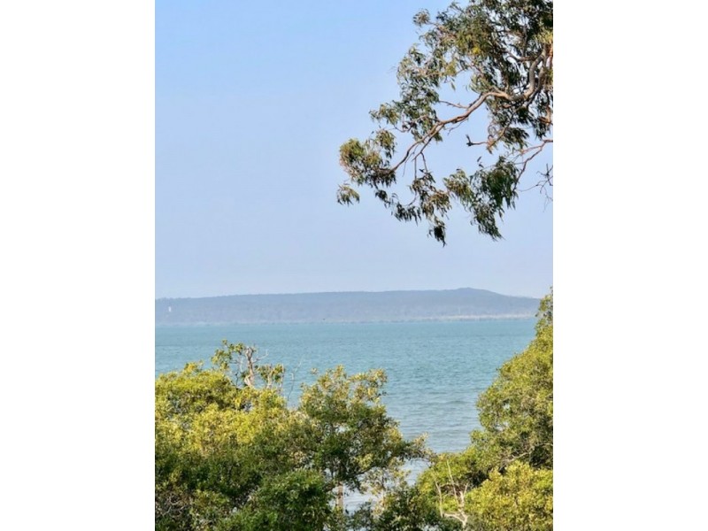 24 The Esplanade, Karragarra Island QLD 4184