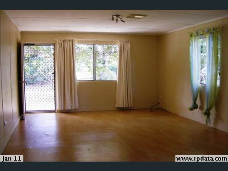 181 High Central Road, Macleay Island QLD 4184