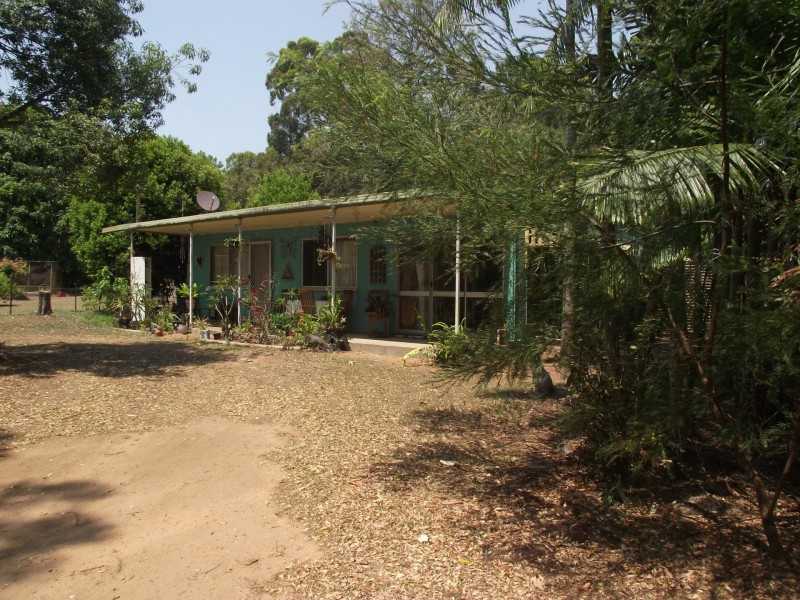 181-183 High Central Road, Macleay Island QLD 4184