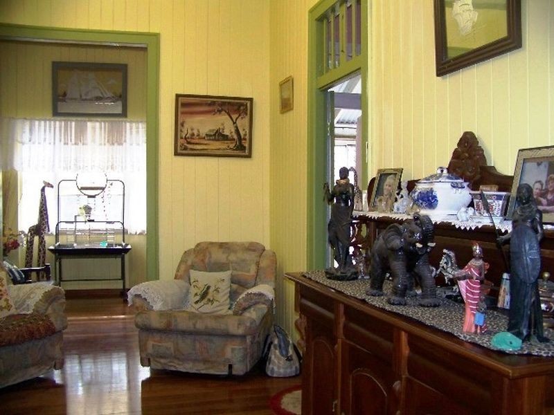 18 Panaroo Street, Macleay Island QLD 4184