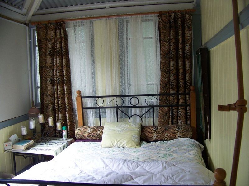 18 Panaroo Street, Macleay Island QLD 4184