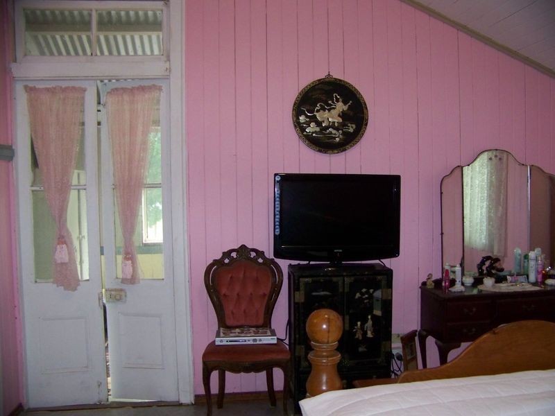 18 Panaroo Street, Macleay Island QLD 4184