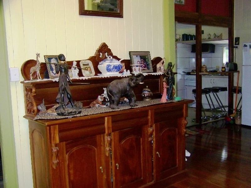 18 Panaroo Street, Macleay Island QLD 4184