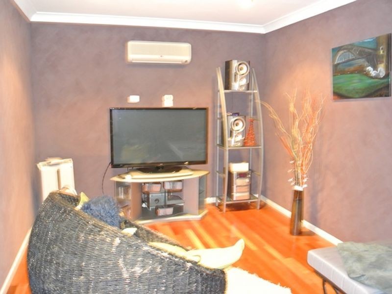 37 Western Road, Macleay Island QLD 4184