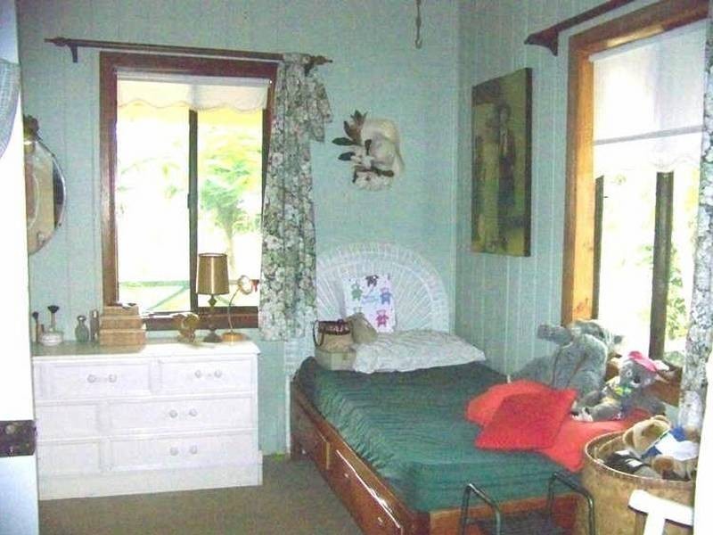 6 Scarborough Terrace, Macleay Island QLD 4184