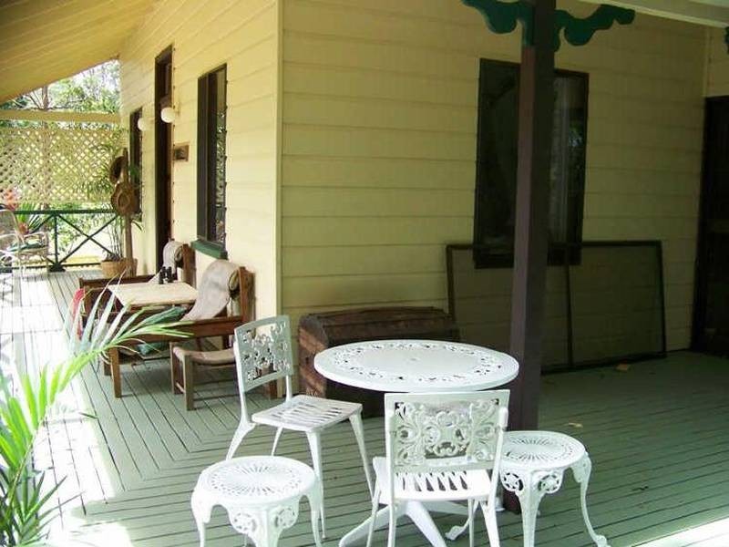 6 Scarborough Terrace, Macleay Island QLD 4184
