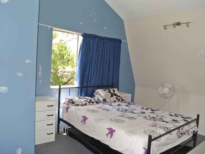 194-196 High Central Road, Macleay Island QLD 4184