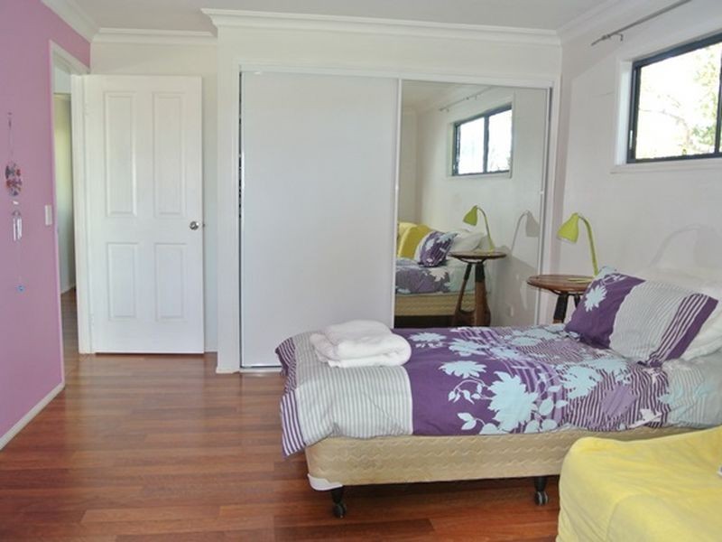 166 Treasure Island Ave, Macleay Island QLD 4184
