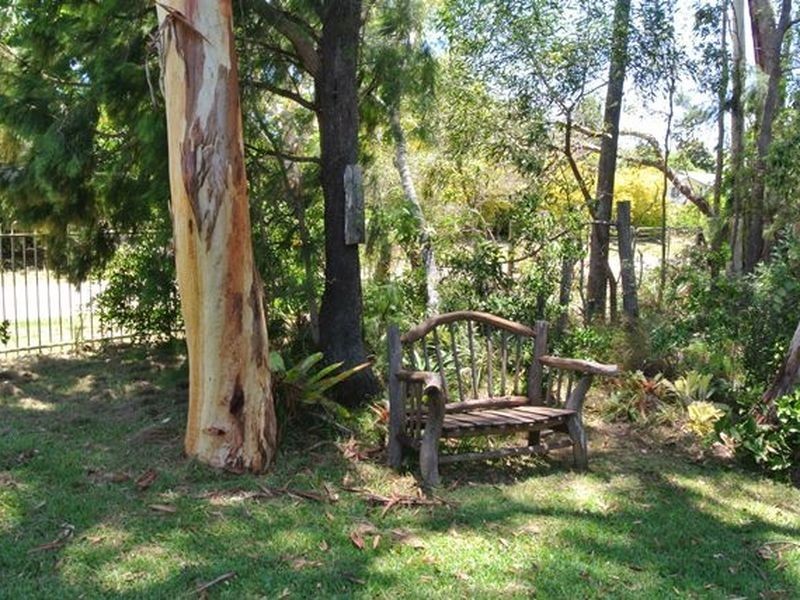 166 Treasure Island Ave, Macleay Island QLD 4184