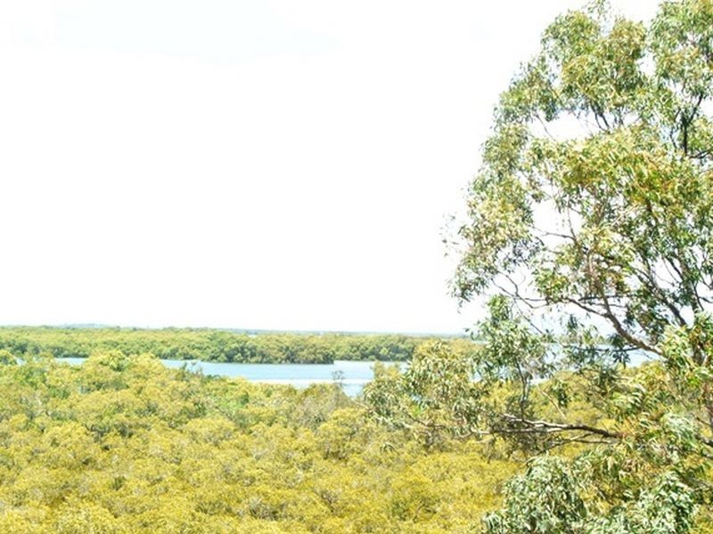 166 Treasure Island Ave, Macleay Island QLD 4184