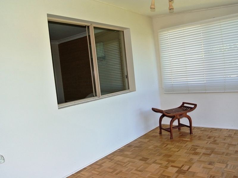 70 Western Road, Macleay Island QLD 4184