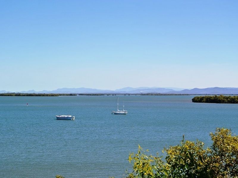 70 Western Road, Macleay Island QLD 4184