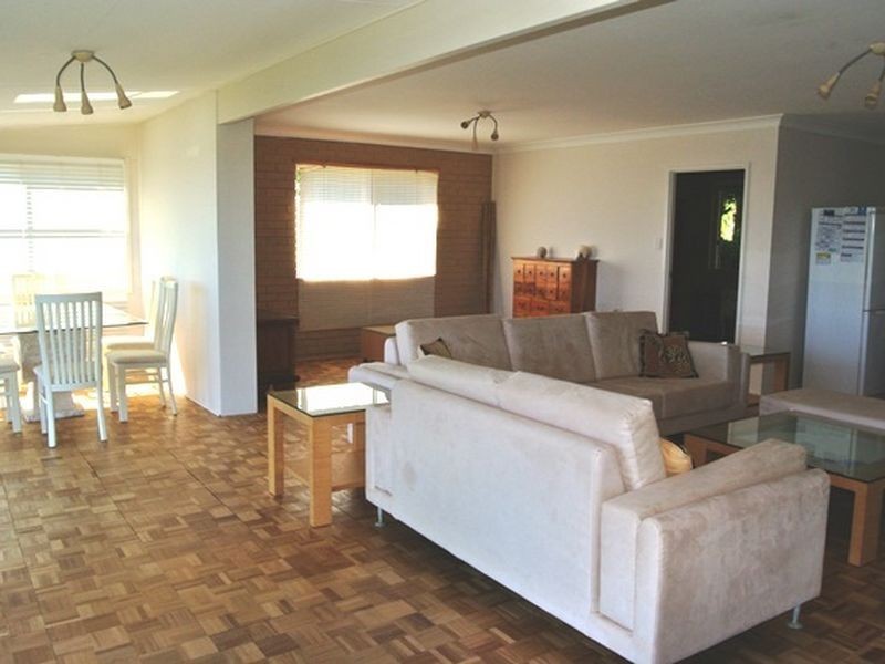 70 Western Road, Macleay Island QLD 4184