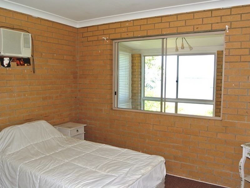 70 Western Road, Macleay Island QLD 4184