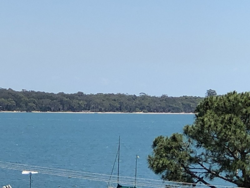 3 Kim Crescent, Macleay Island QLD 4184