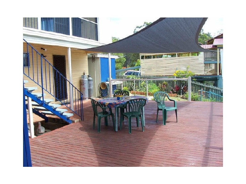 37 Jan Street, Macleay Island QLD 4184