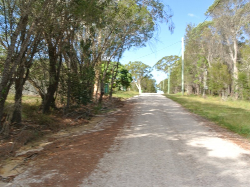 13 Lakeside Avenue, Macleay Island QLD 4184