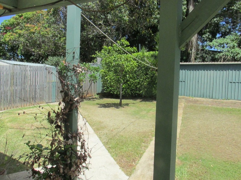 20 Francis Road, Macleay Island QLD 4184