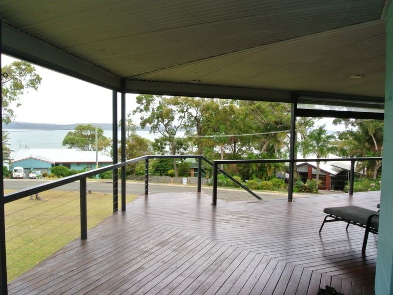 76 Beelong Street, Macleay Island QLD 4184